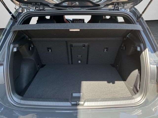 Volkswagen Golf DSG GTI Style