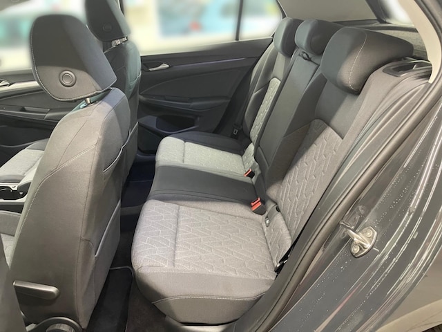 Volkswagen Golf 1.5 TSI Business Life Plus