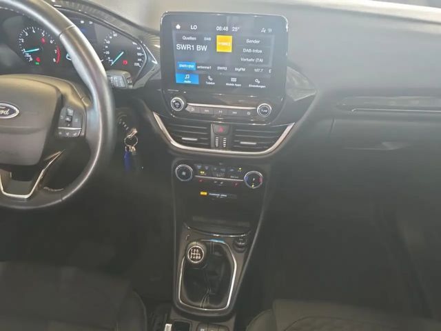 Ford Puma EcoBoost Titanium