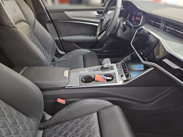 Audi S6 Avant Quattro