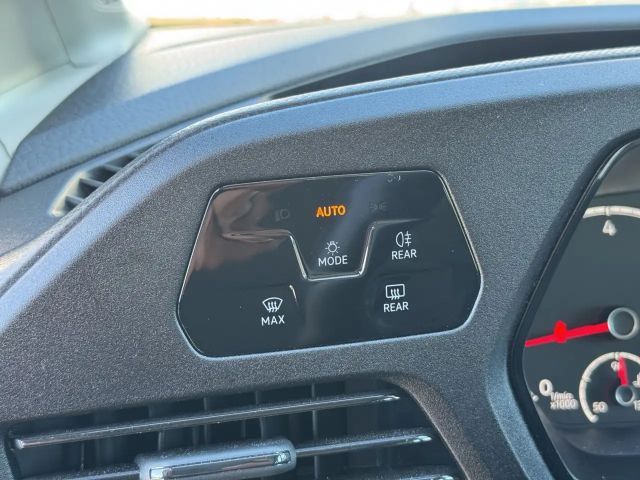 Volkswagen Caddy Basis-Modell*ZVR*Radio*PDC*MFL*SHZ*