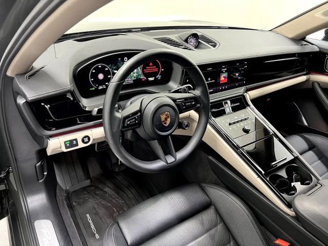 Porsche Panamera 4 E-Hybrid