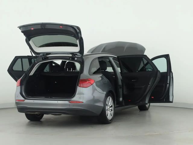 Mercedes-Benz C 220 C 220 d Estate