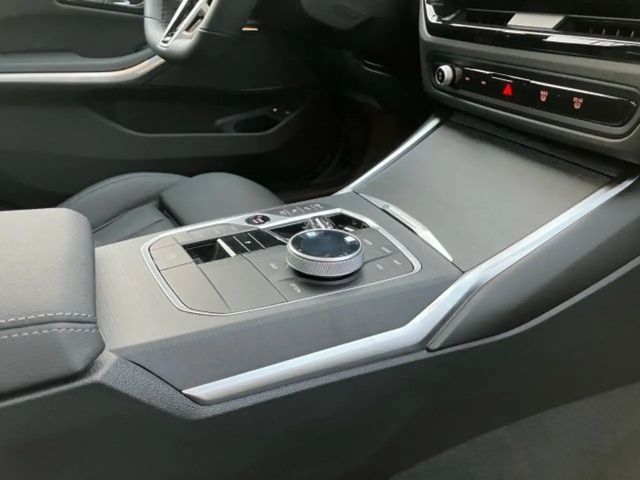 BMW 330 330e Touring xDrive