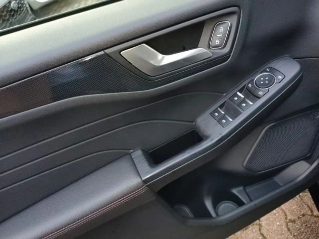 Ford Kuga Plug in Hybrid ST Line X