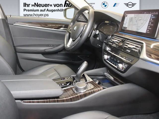 BMW 530 530e Touring