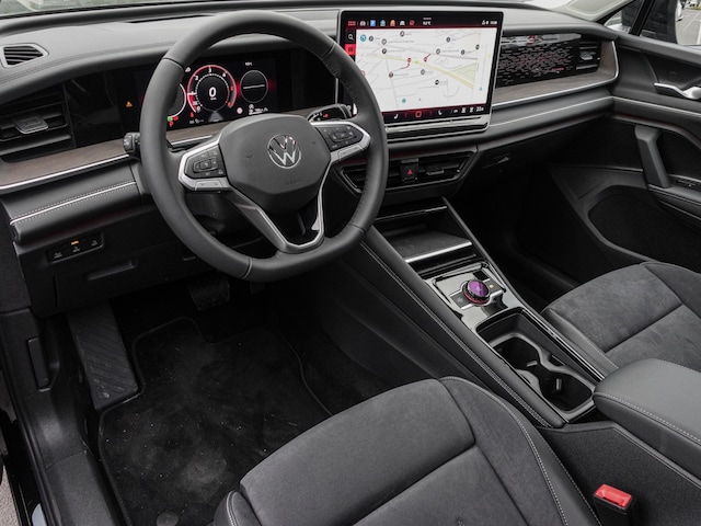 Volkswagen Tayron 2.0 TDI DSG 7-Sitze NAVI PANO