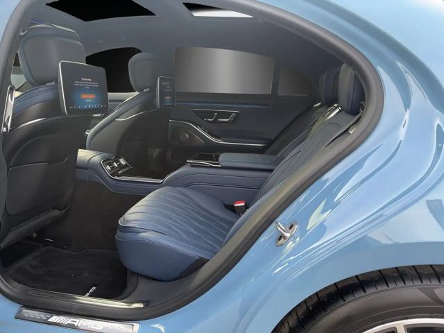 Mercedes-Benz AMG S Sedan