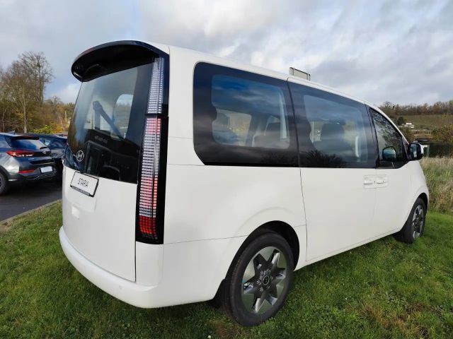 Hyundai Staria Trend