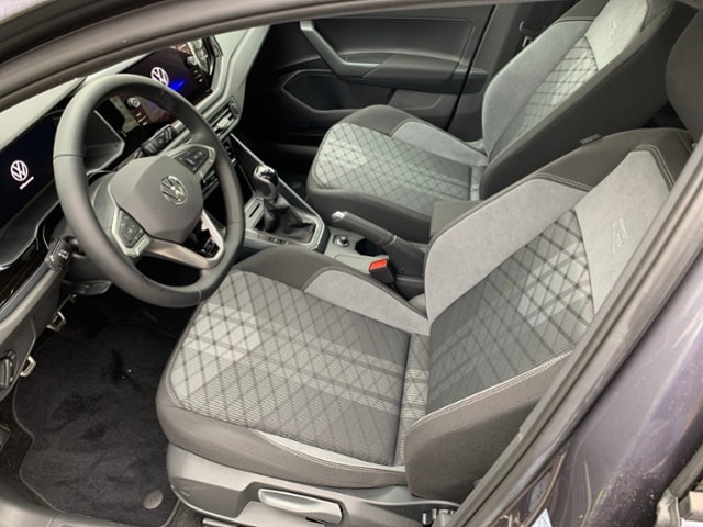 Volkswagen Polo 1,0 TSI MATRIX-LED NAVI DCP KAMERA SHZ PDC APP CONNECT KLIMA LED ALU