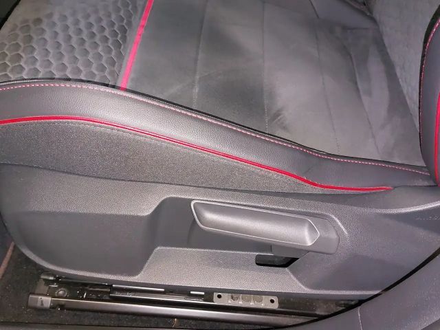 Volkswagen Golf 2.0 TSI DSG GTI Style