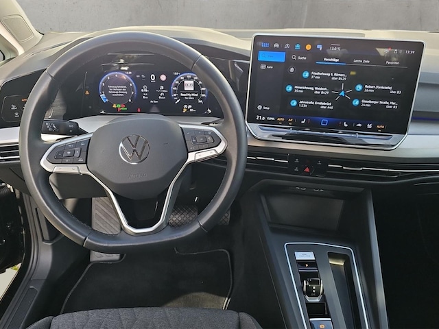 Volkswagen Golf Life Variant