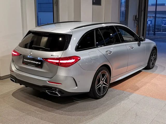 Mercedes-Benz C 300 4MATIC AMG Line