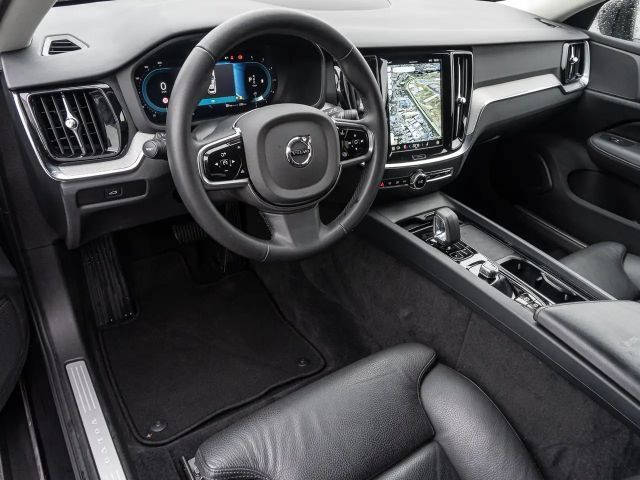 Volvo V60 Cross Country AWD Plus