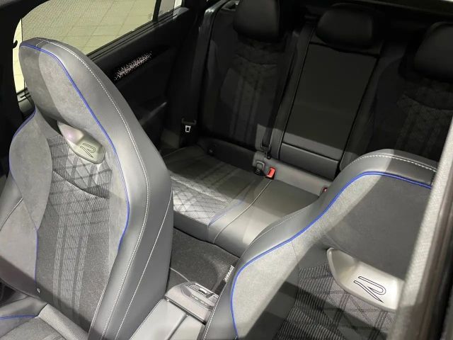 Volkswagen Passat DSG R-Line Style