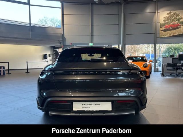 Porsche Taycan 4S Cross Turismo