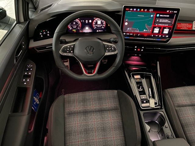 Volkswagen Golf 2.0 TSI DSG GTI