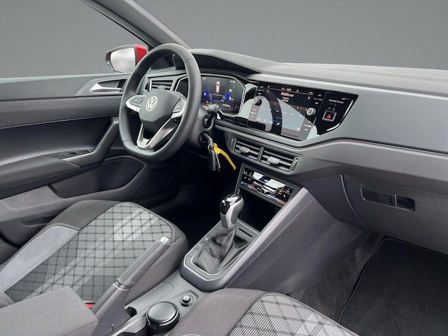 Volkswagen Polo 1.0 TSI DSG R-Line