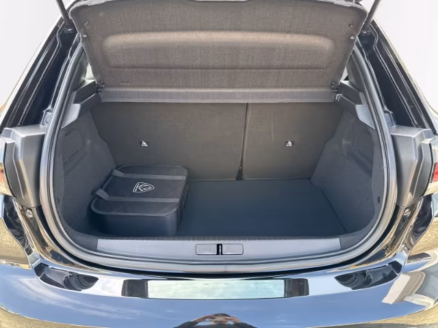 Peugeot E-208 Active Pack