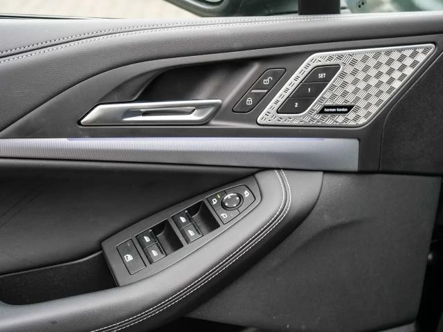 BMW 223 223i M-Sport xDrive