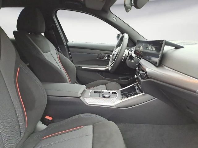 BMW 320 320d M-Sport Touring xDrive