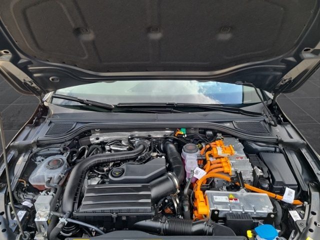 Volkswagen Golf 1.5 TSI DSG eHybrid