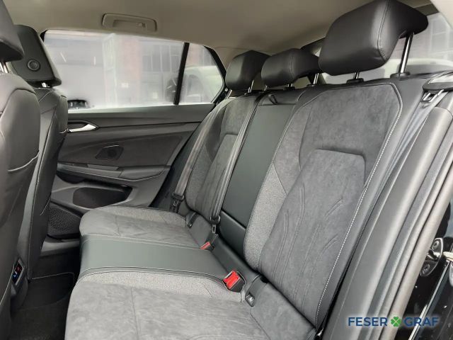 Volkswagen Golf Style