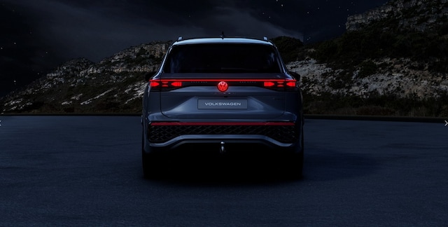 Volkswagen Tayron Tayron 2.0 TDI DSG 4M R-Line MATRIX STANDHZG PA...