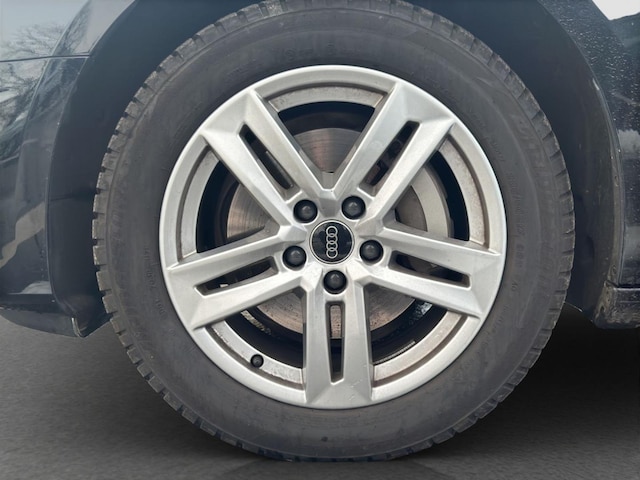 Audi A4 40 TFSI S-Tronic Sedan