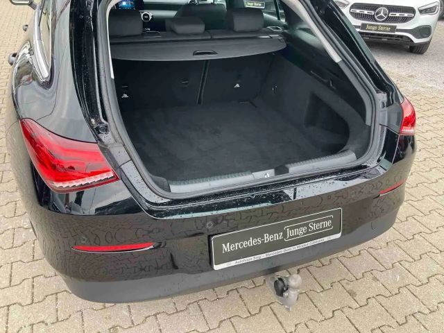 Mercedes-Benz CLA 200 CLA 200 d Shooting Brake