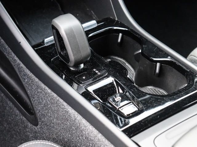 Volvo XC40 Dark Plus