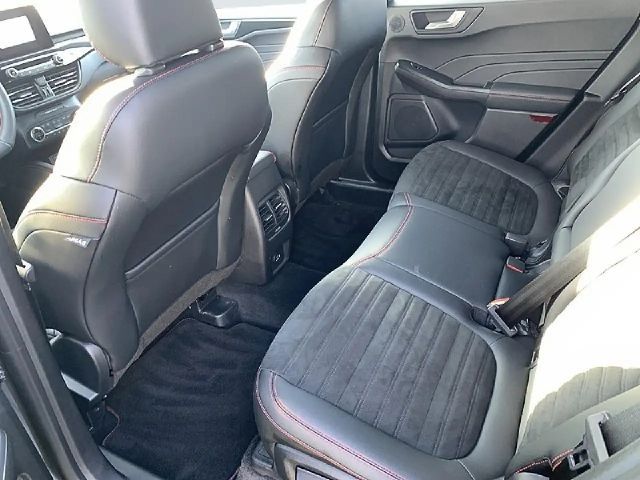 Ford Kuga Hybrid ST Line X