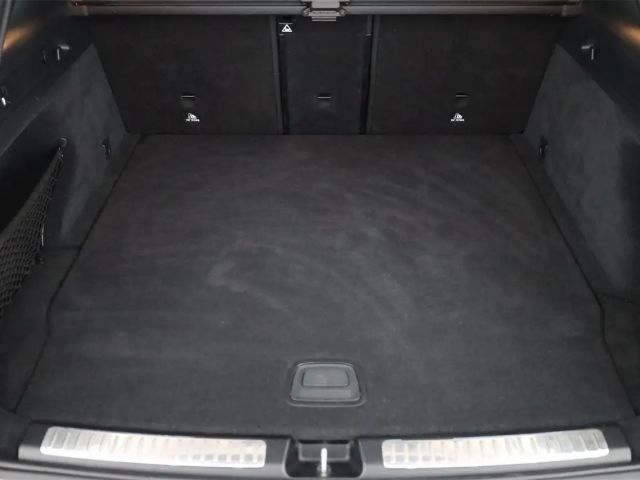 Mercedes-Benz EQC 400 4MATIC