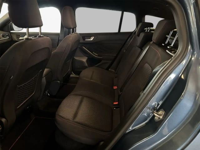 Ford Focus EcoBoost ST Line Wagon