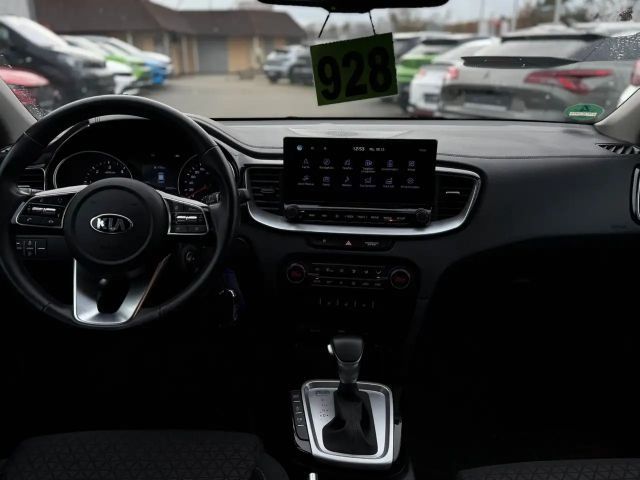 Kia Ceed 1.6 AT 136PS *KAMERA*NAVIGATION*