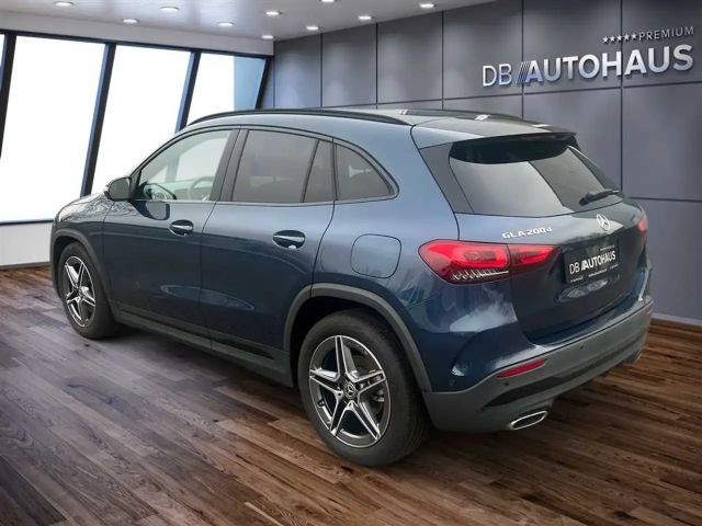 Mercedes-Benz GLA 200 GLA 200 d