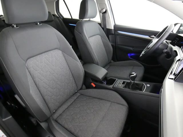 Volkswagen Golf 1.5 TSI Golf VIII Move