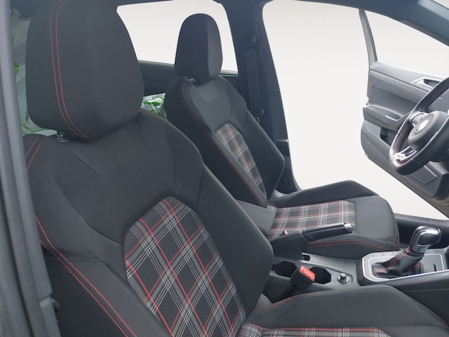 Volkswagen Polo 2.0 TSI DSG