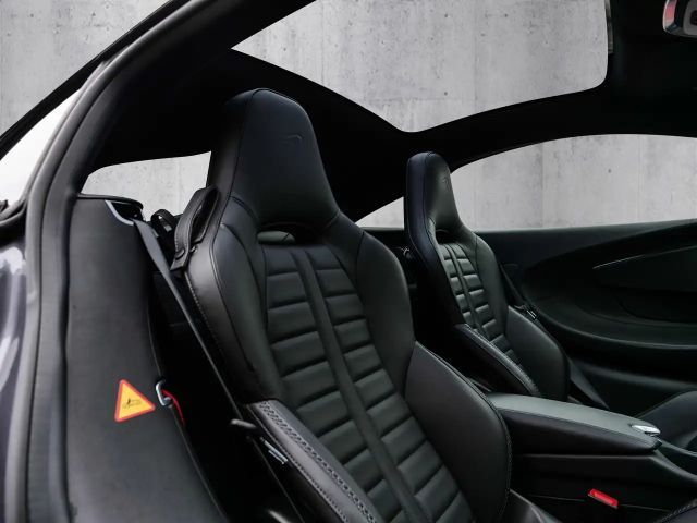 Audi A6 Luxe, MSO Black Pack, Sports Exhaust