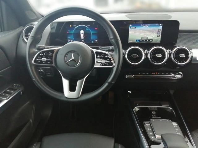 Mercedes-Benz GLB 200 4MATIC Progressive