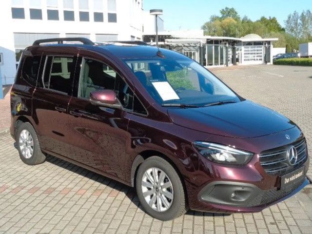 Mercedes-Benz T 180 T 180,NAVI,KAMERA,LED,SPUR,NP:43.790,-EURO