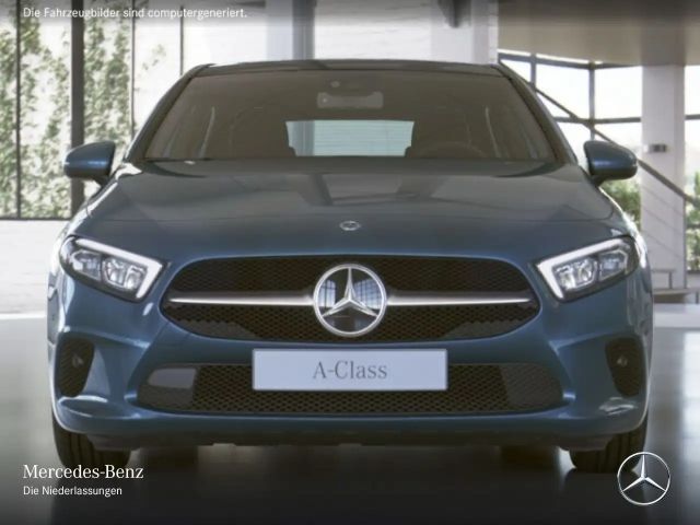 Mercedes-Benz A 250 A 250 e