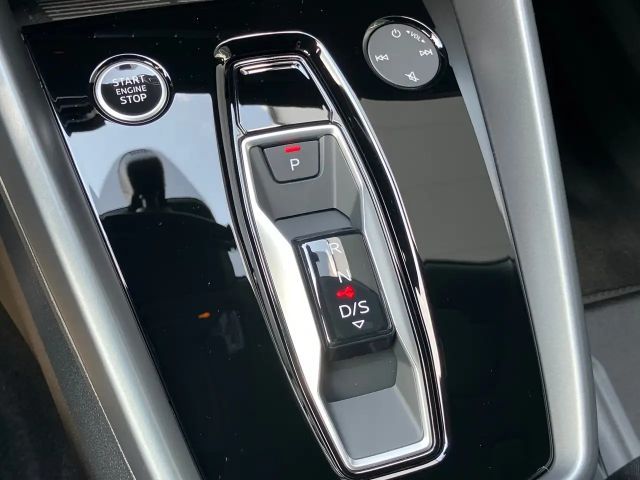 Audi A3 30 TFSI Sedan