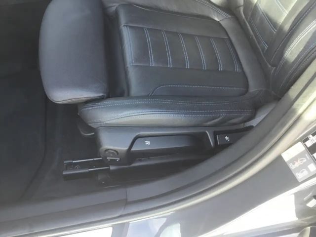 BMW 330 330d 330e xDrive