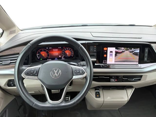 Volkswagen Multivan Lang Style T7