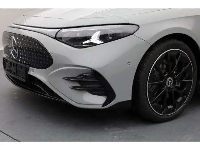 Mercedes-Benz CLA 350 4MATIC AMG Line