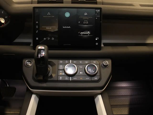 Land Rover Defender 110 D300 Dynamic SE