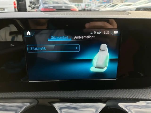 Mercedes-Benz A 200 AMG Line Hatchback