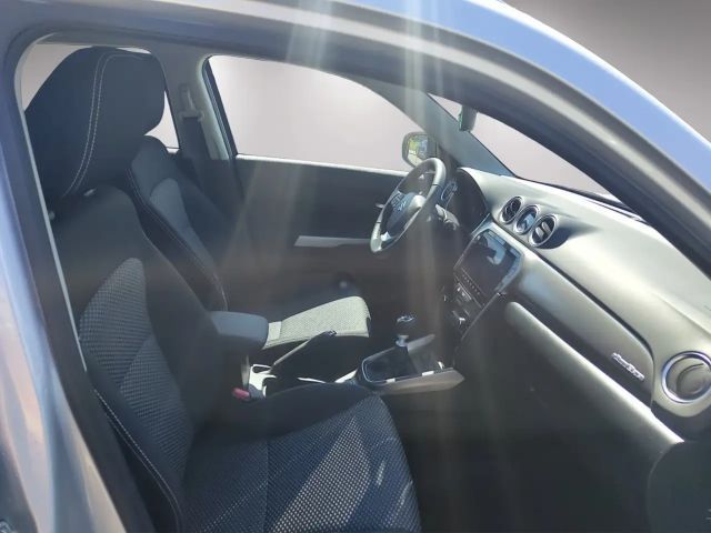 Suzuki Vitara AllGrip GL Hybrid Shine