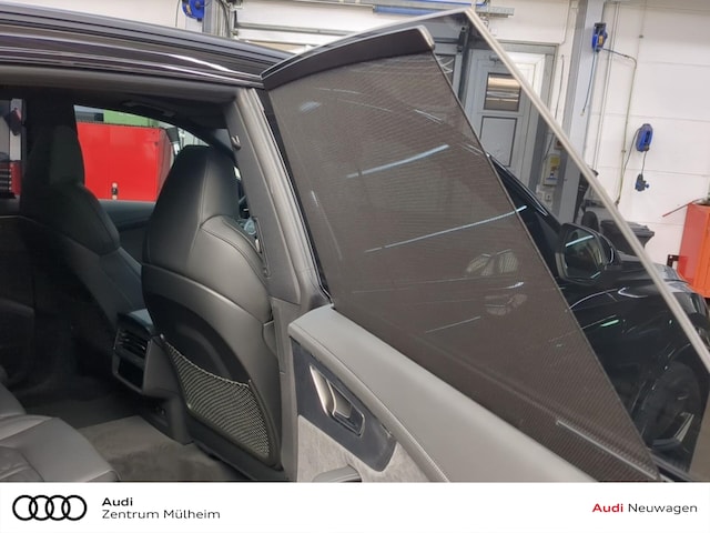 Audi RS Q8 Performance Quattro